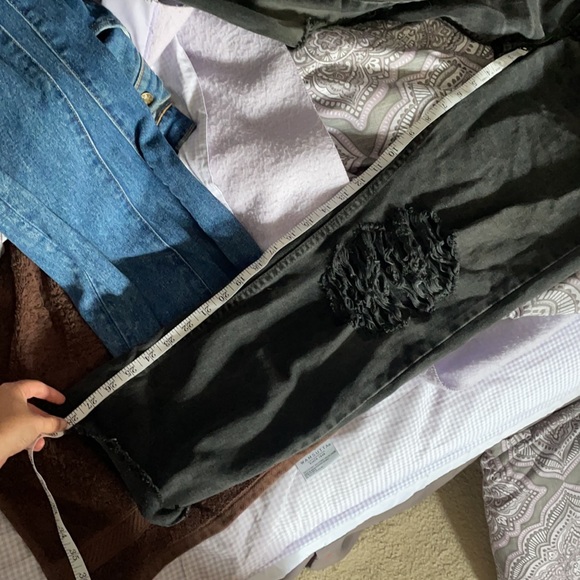 lexi jayde x iamkoko.la cross over levis jeans - Picture 9 of 10